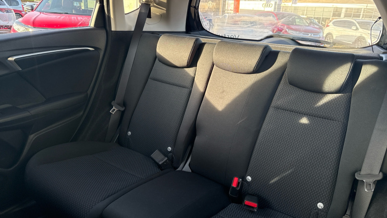 Honda Jazz 1.3 i-VTEC SE Navi 5dr Petrol Hatchback